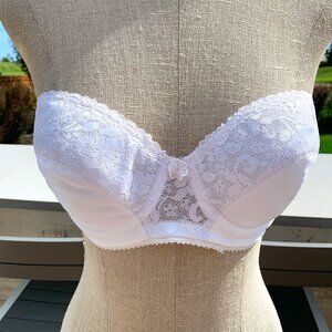 Vintage 90s Carnival Strapless Underwire White Satin Floral Lace Bra